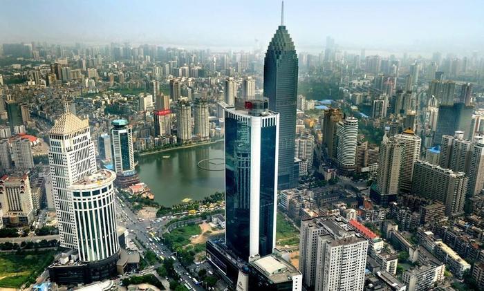 中国最新十大城市排名, 上海居榜首